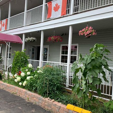 Midtown Motel & Suites Moncton Zewnętrze zdjęcie