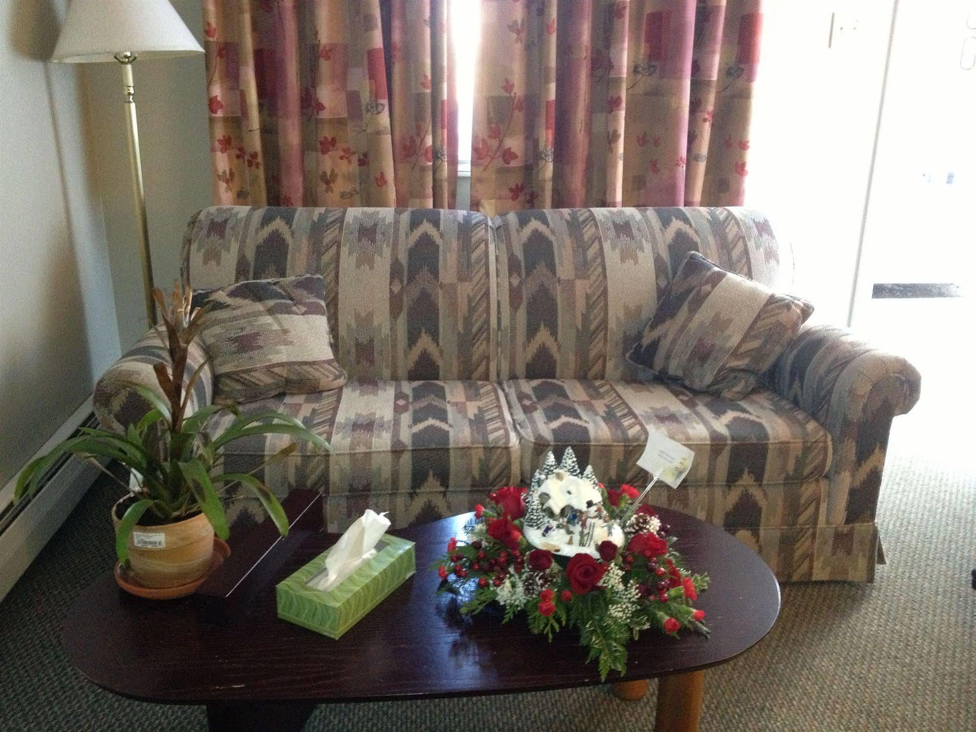 Midtown Motel & Suites Moncton Zewnętrze zdjęcie