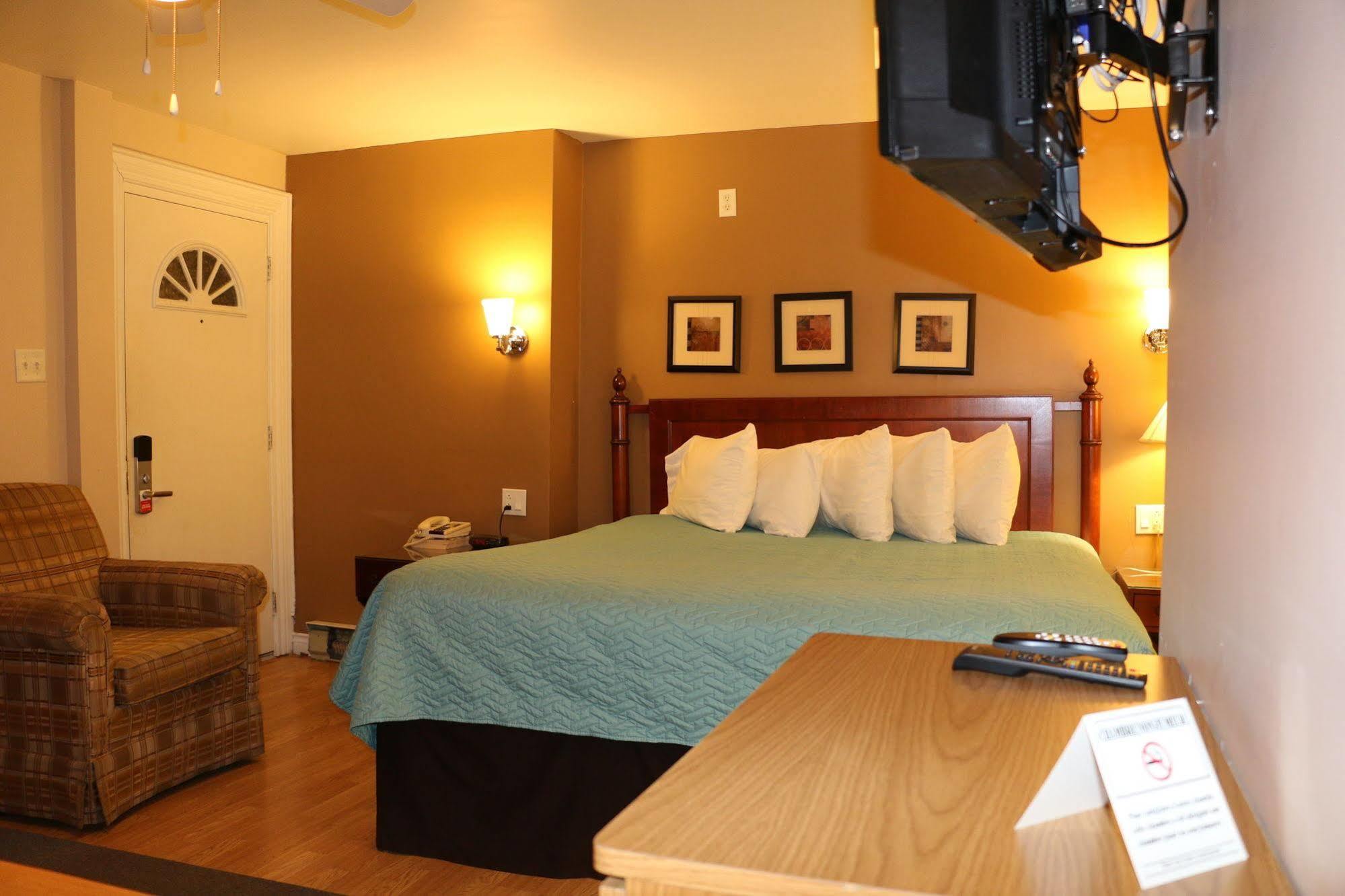 Midtown Motel & Suites Moncton Zewnętrze zdjęcie