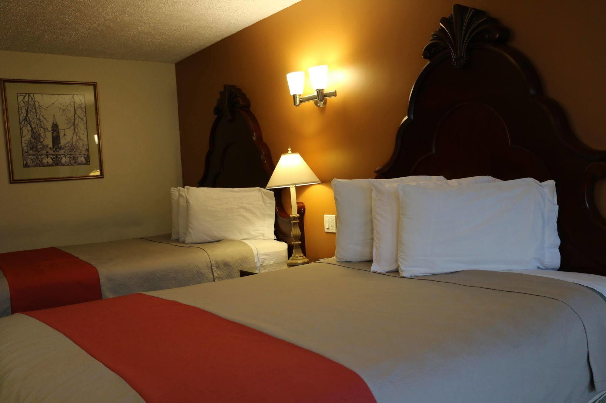 Midtown Motel & Suites Moncton Zewnętrze zdjęcie