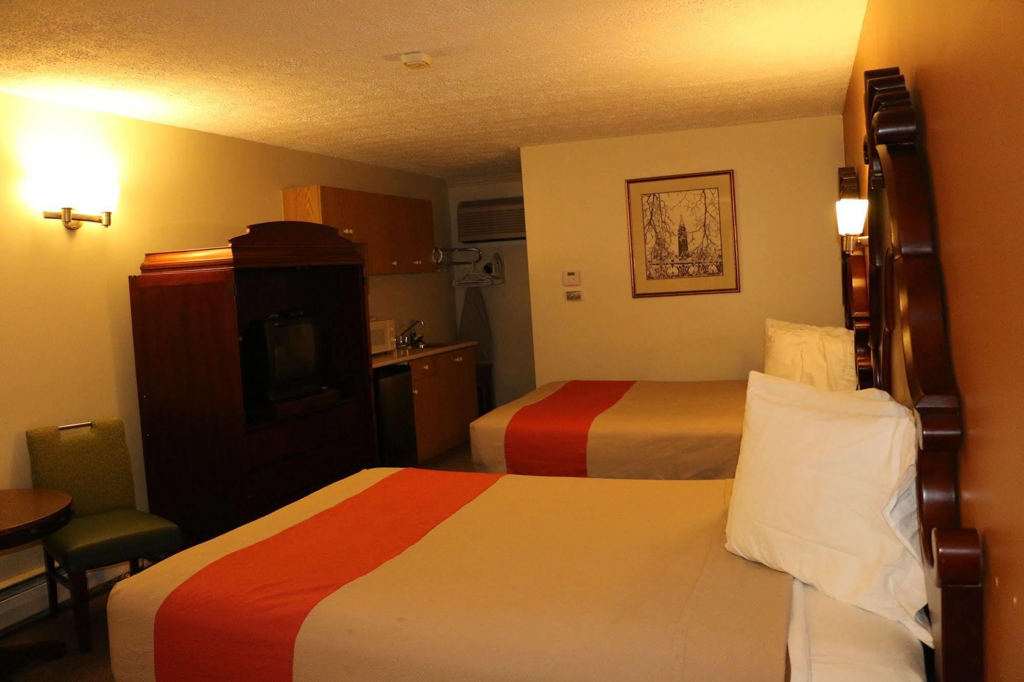 Midtown Motel & Suites Moncton Zewnętrze zdjęcie