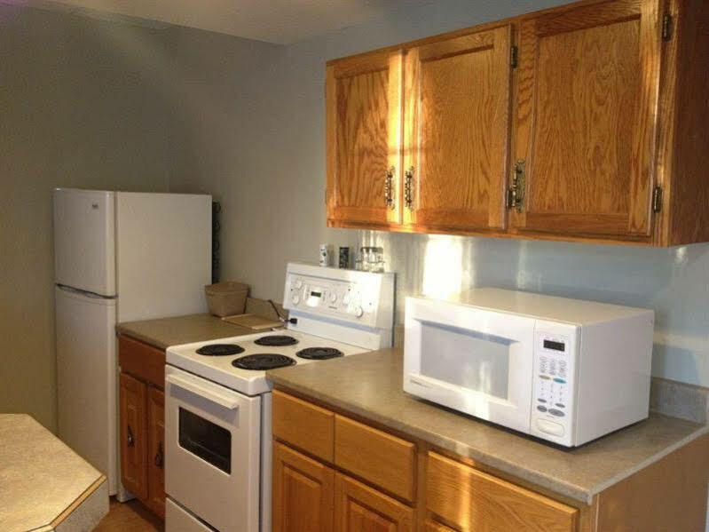 Midtown Motel & Suites Moncton Zewnętrze zdjęcie