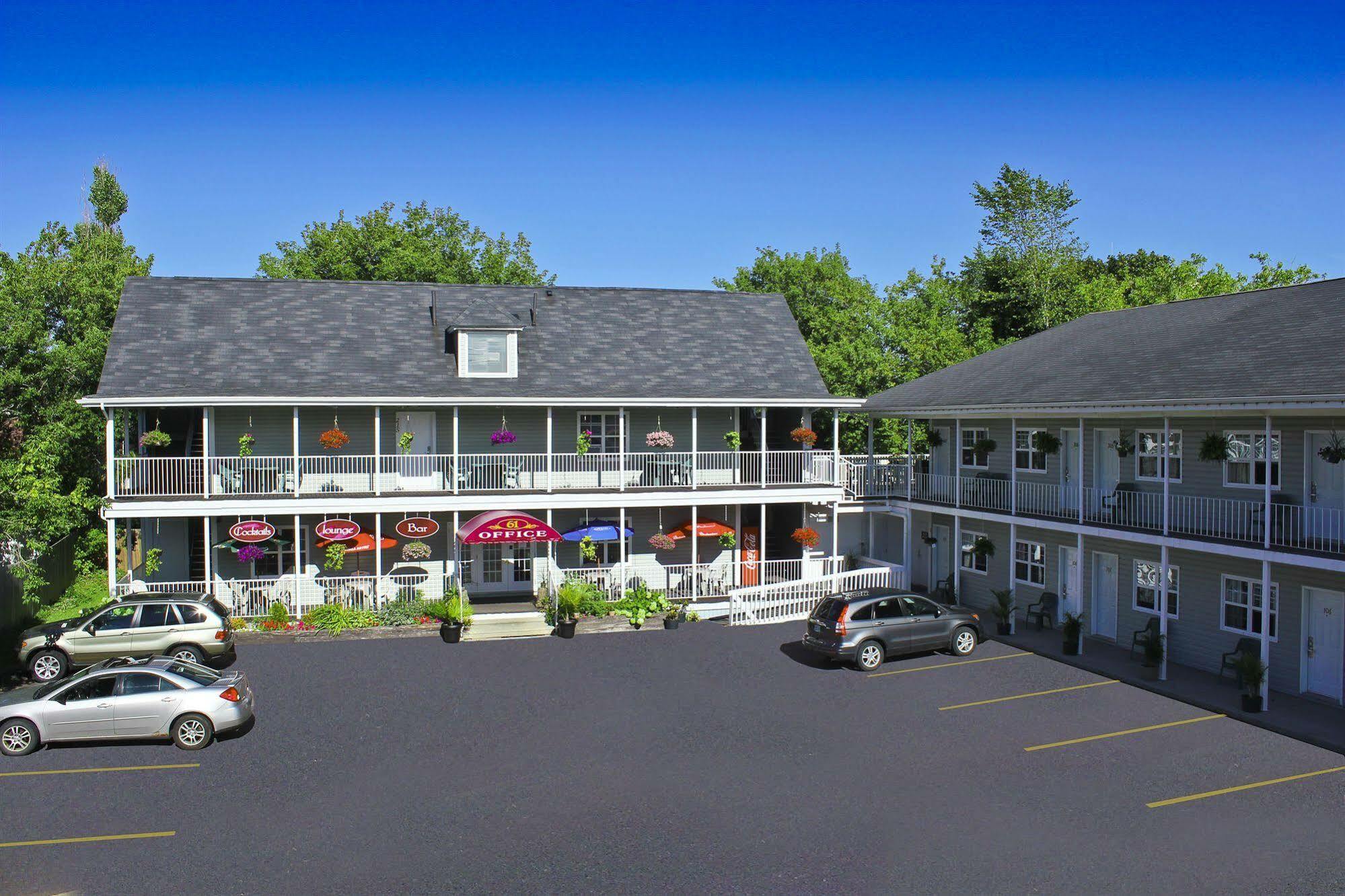 Midtown Motel & Suites Moncton Zewnętrze zdjęcie